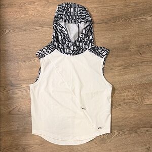 Oakley High Tides Sleeveless Hooded Peformance Top Women S Black Mesh Zip Pocket